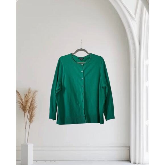 Women's Green Button-Up Sweater - Picture 2 of 6